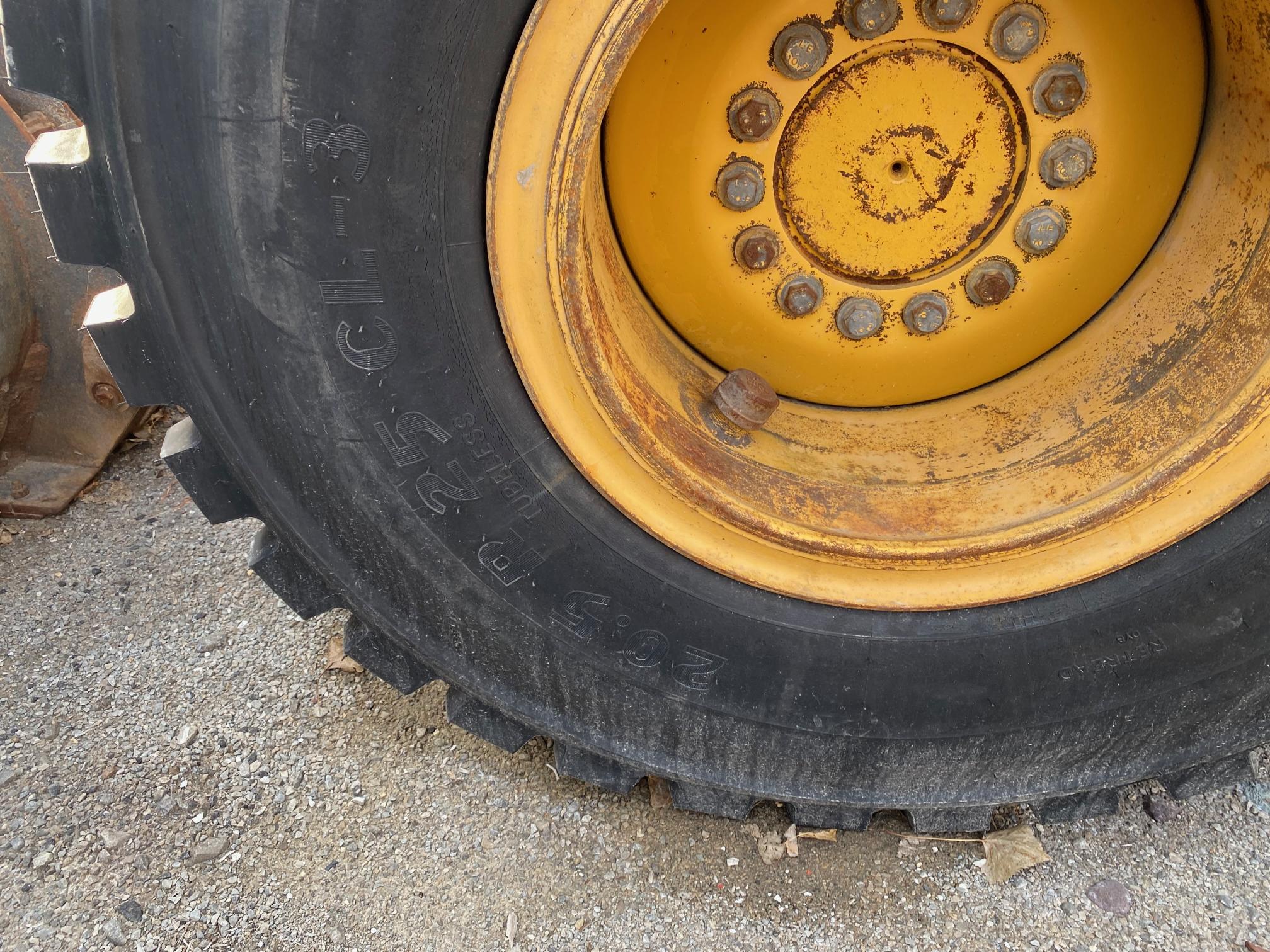 2004 DEERE 544J - Image 38